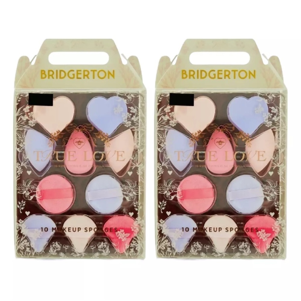 2 Bridgerton Heart-Shaped Makeup Sponges Set